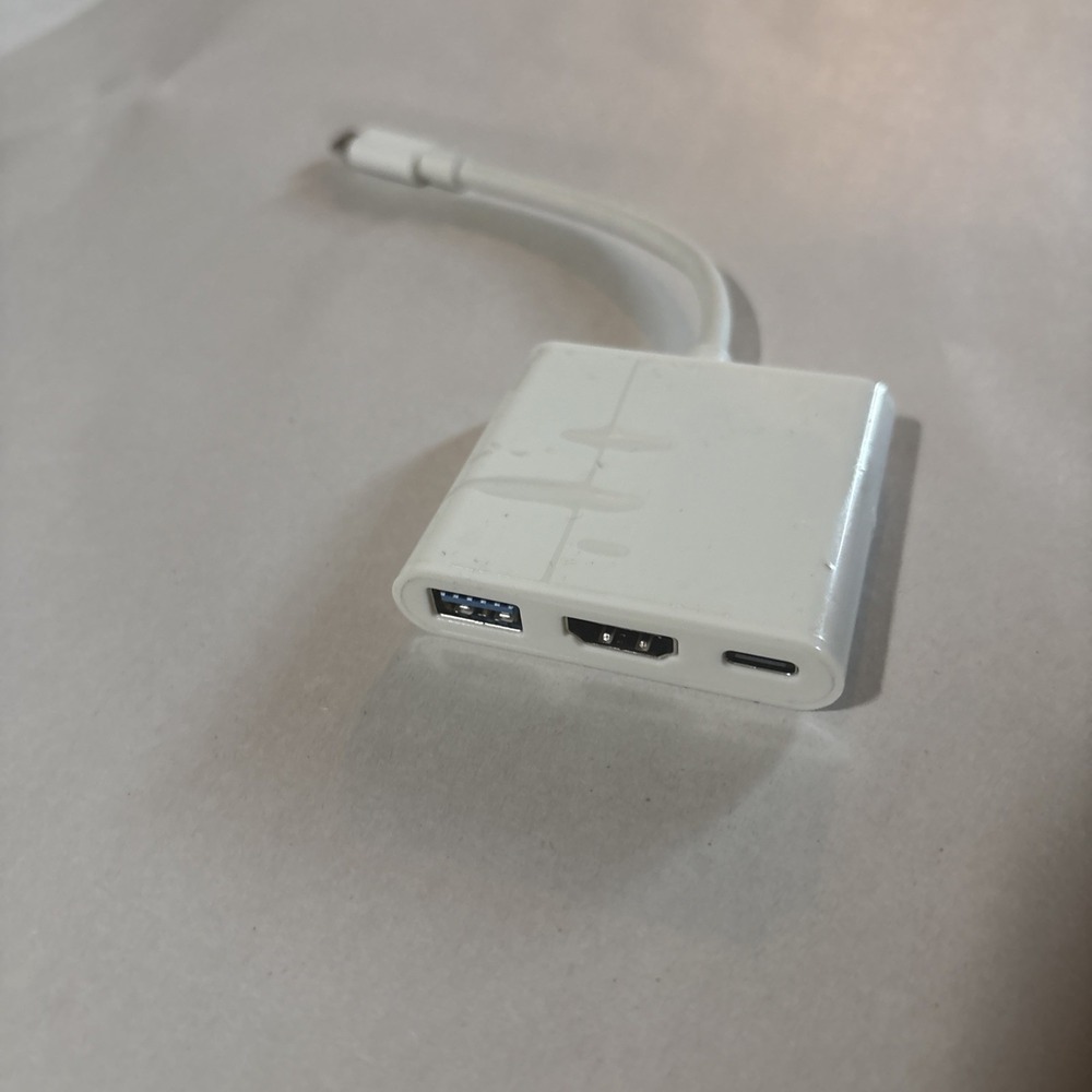 USB C to Digital AV Multiport Adapter HDMI/USB-C/USB EUC